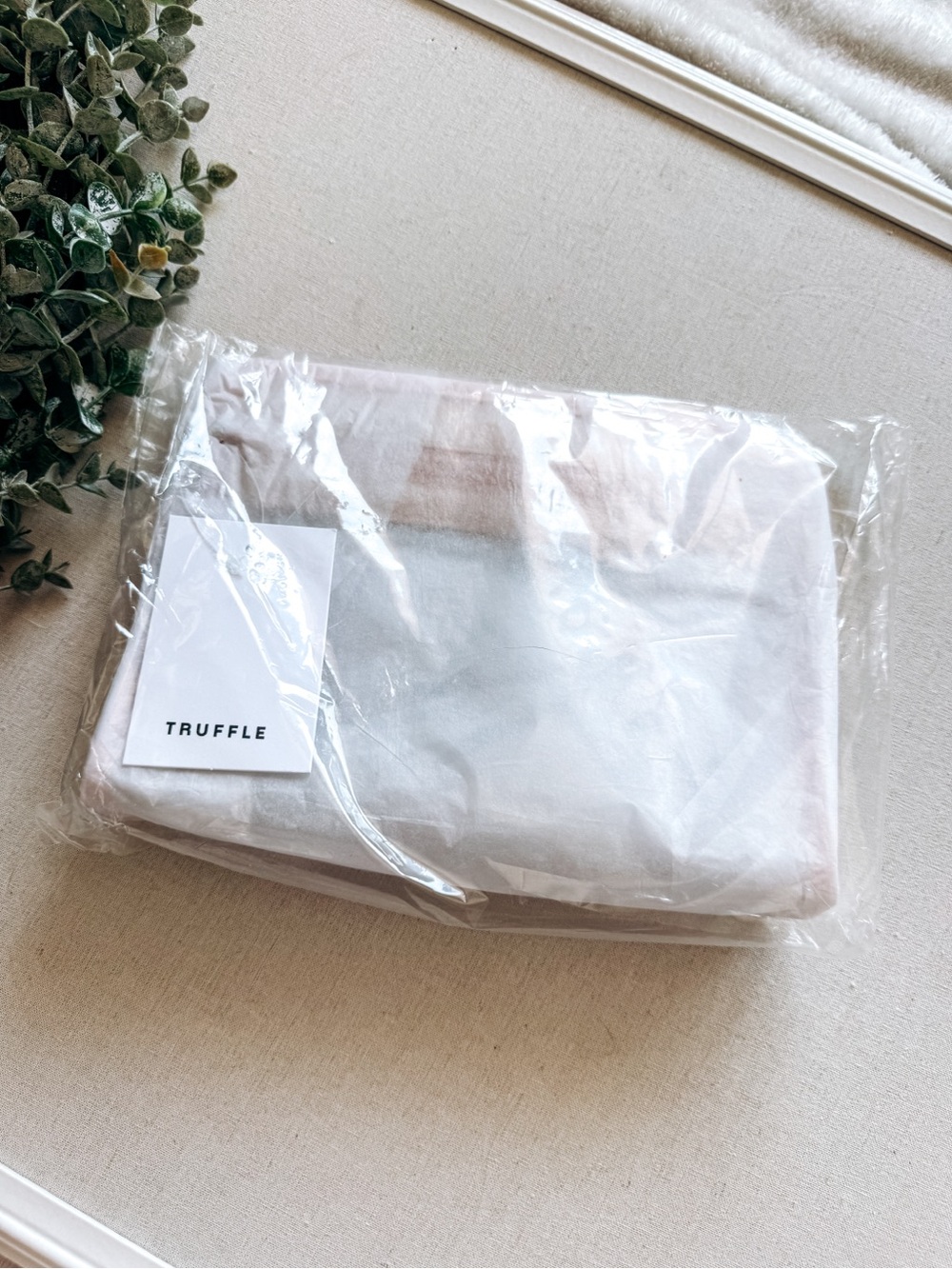 Truffle Clarity Small Clear Travel Cosmetic Pouch Rosé TSA Friendly - Picture 4 of 6